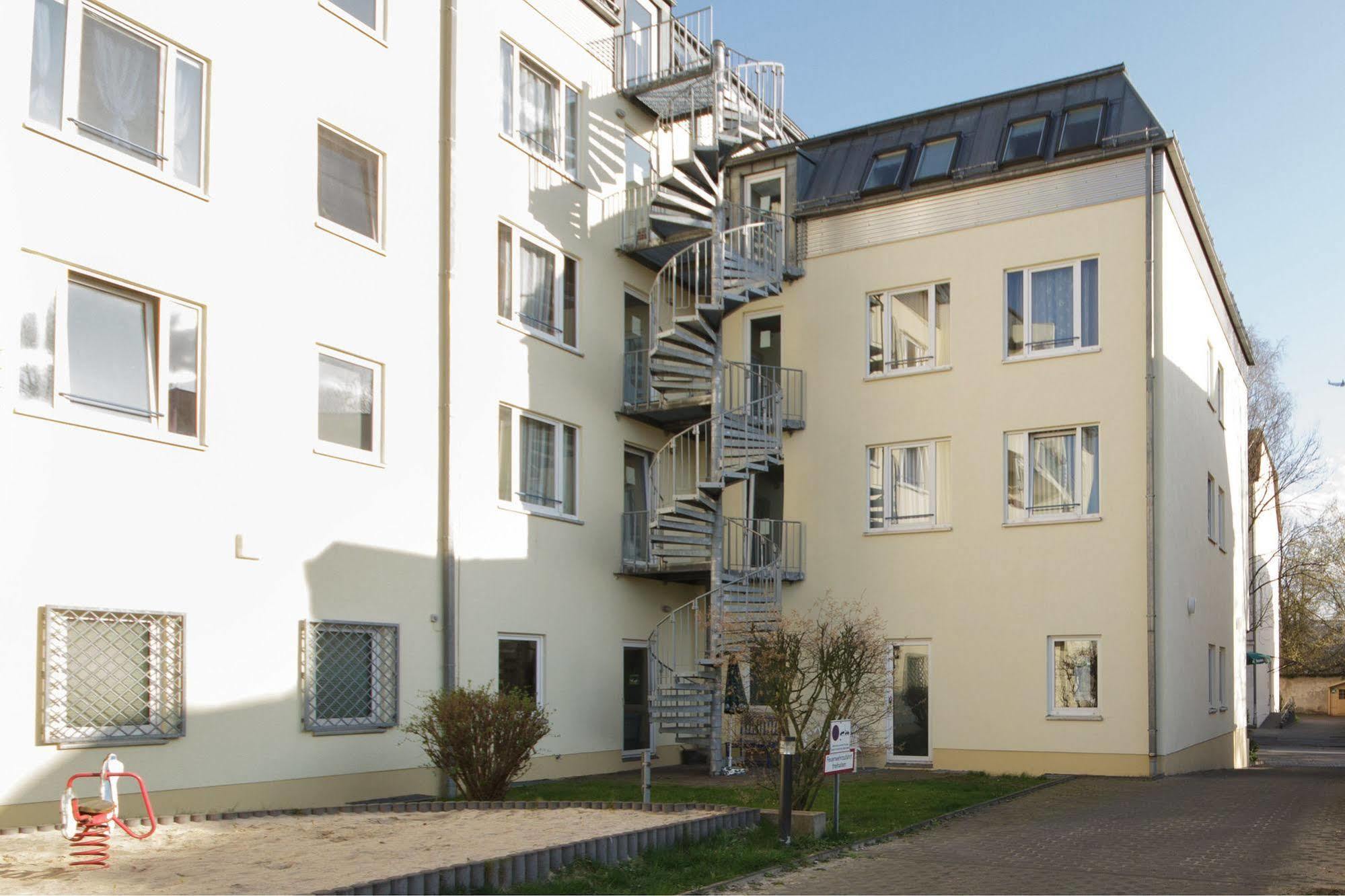 Hotel Pankow Berlín Exterior foto
